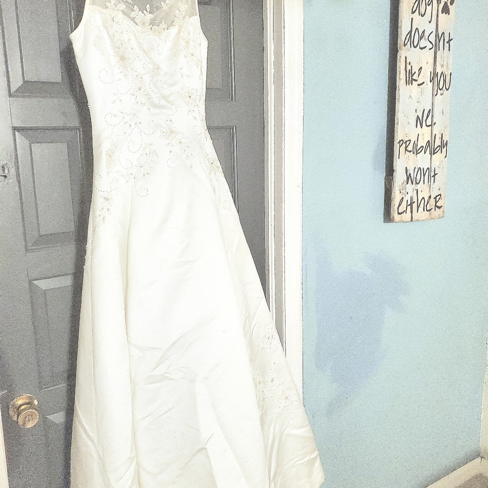 Wedding dress